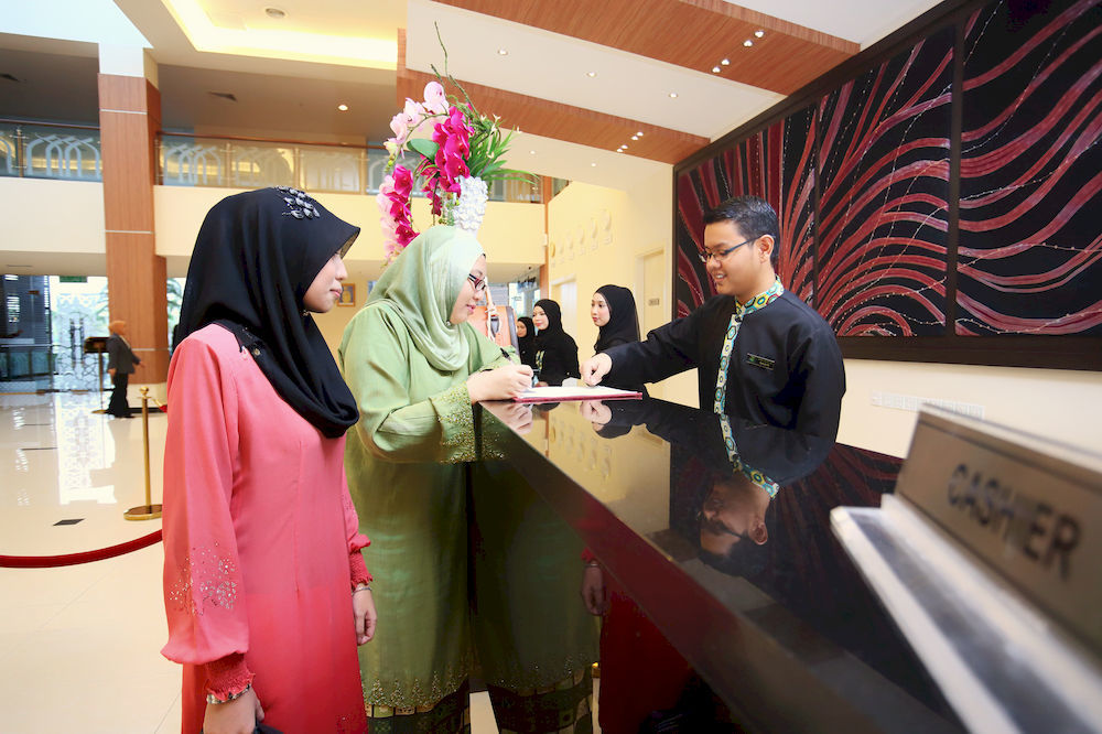 Raia Hotel & Convention Centre Terengganu Kuala Terengganu Exterior photo